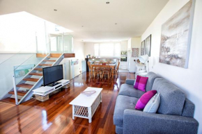 BELLA CASA, Queenscliff